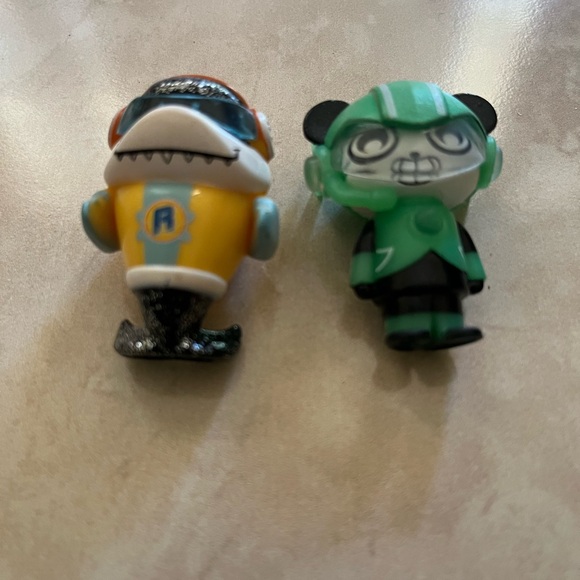 Ryan’s World Kids Cartoon Character Toy Set - Yellow and Green - Picture 3 of 4